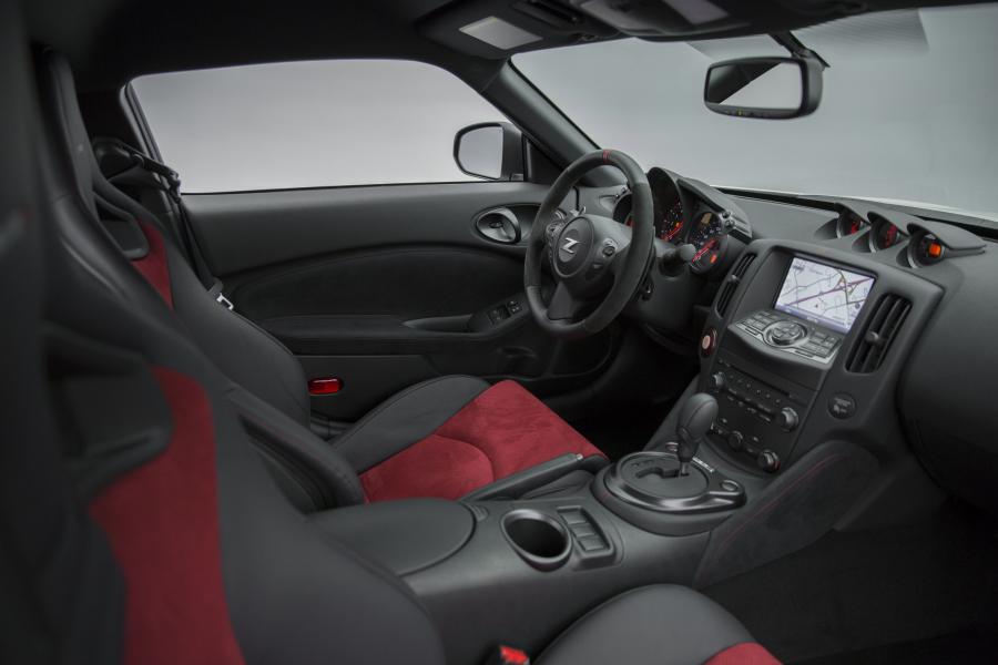  Nissan 370Z Nismo 2015 года  (US) (фото 56 из 62)